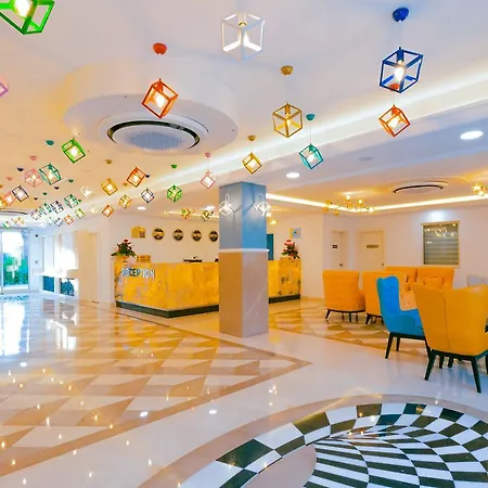 Hotel Crystal Club World Of Colours 4*