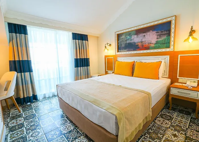 Hotel Crystal Club World Of Colours 4*