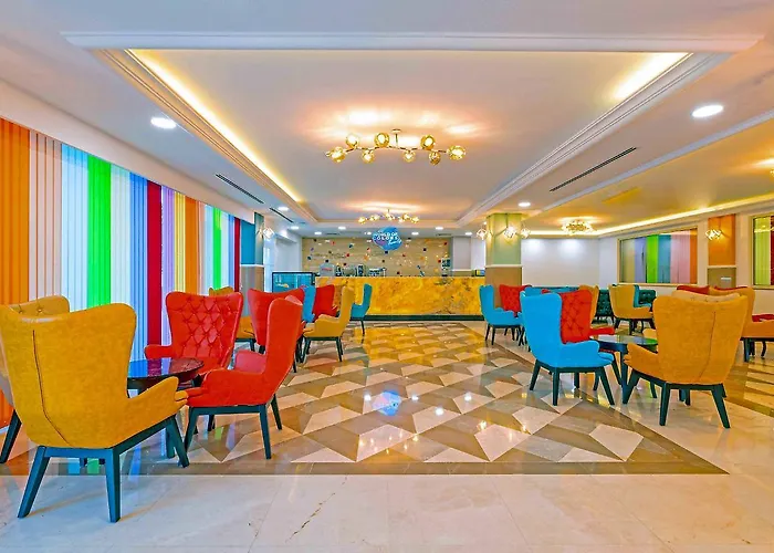 Crystal Club World Of Colours 4*